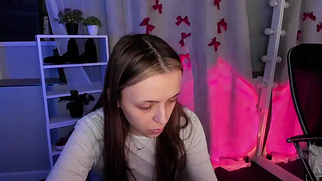 Sahara Shields online show from 03-11-25, 01:34