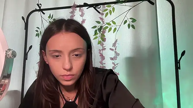 Sahara Shields online show from 06-20-26, 11:24