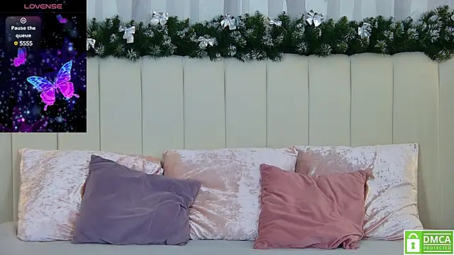 Eva  Summer online show from 01-16-25, 01:04