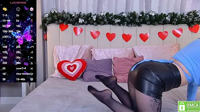 Eva  Summer online show from 02-12-25, 01:06