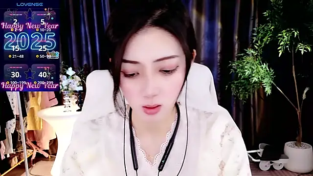 Snapshot of miaomiao-777 chatting on 03-03-25, 05:07 miaomiao-777 online show from 03-03-25, 05:07