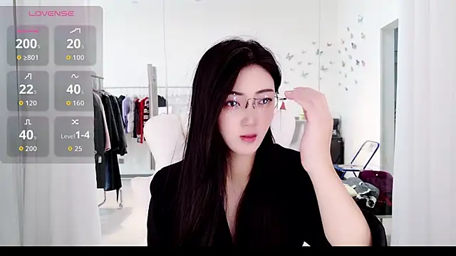 Snapshot of miaomiao-777 chatting on 10-31-25, 03:07 miaomiao-777 online show from 10-31-25, 03:07