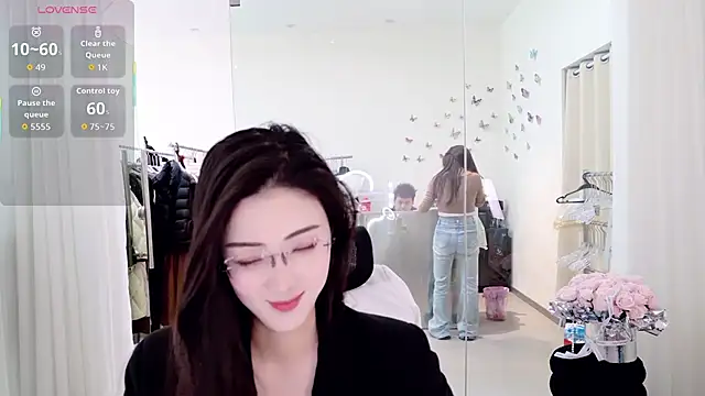 Snapshot of miaomiao-777 chatting on 04-25-26, 11:46 miaomiao-777 online show from 04-25-26, 11:46