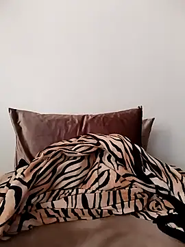 Snapshot of YaraMoon- chatting on 01-20-25, 11:45 YaraMoon- online show from 01-20-25, 11:45