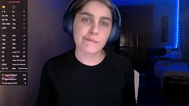 Snapshot of _Roselina_ chatting on 01-27-25, 06:52 Roselina online show from 01-27-25, 06:52
