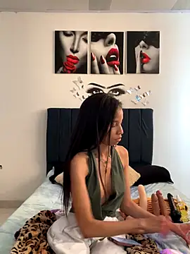 Keyler True18 online show from 09-13-25, 02:39