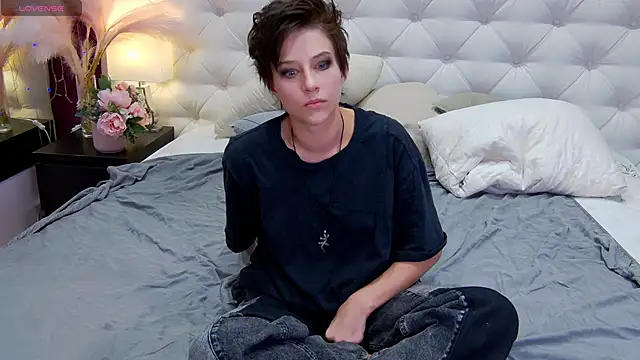 via mayer  online show from 09-30-25, 12:59