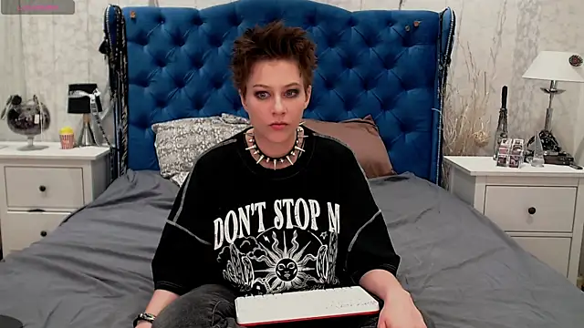 via mayer  online show from 04-14-26, 09:54