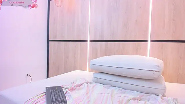 pocahontas pow online show from 02-13-25, 03:24