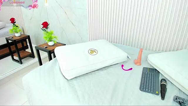 pocahontas pow online show from 02-20-25, 03:41