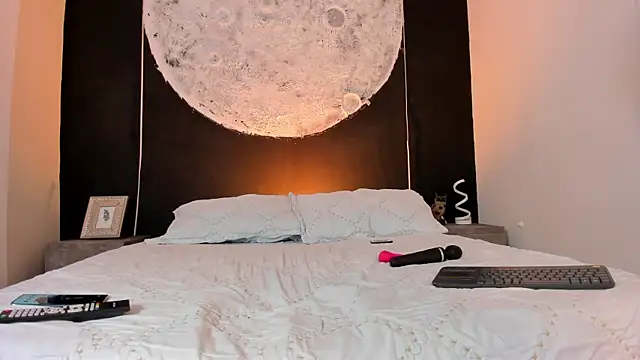 EthaanCox online show from 10-29-25, 09:16