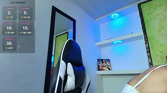 Snapshot of Miss_sparkle00 chatting on 11-26-25, 03:51 Miss sparkle00 online show from 11-26-25, 03:51