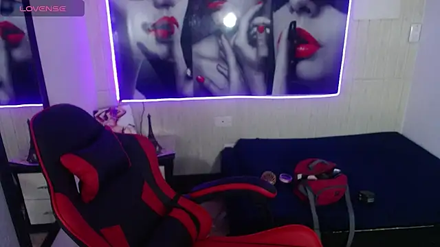 Snapshot of Miss_sparkle00 chatting on 01-13-26, 08:14 Miss sparkle00 online show from 01-13-26, 08:14