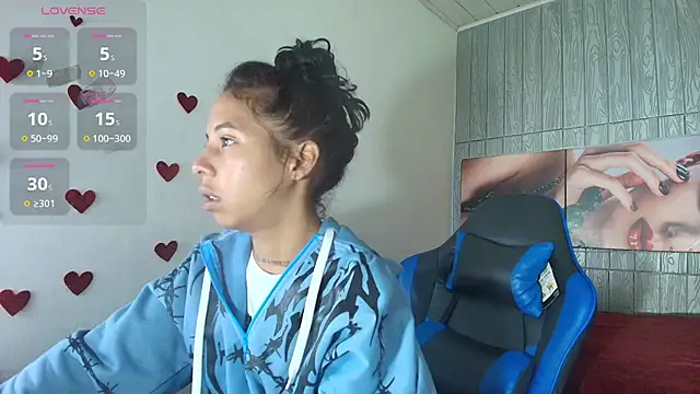 Snapshot of Miss_sparkle00 chatting on 02-17-26, 07:53 Miss sparkle00 online show from 02-17-26, 07:53