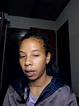 Snapshot of Miss_sparkle00 chatting on 03-07-26, 09:56 Miss sparkle00 online show from 03-07-26, 09:56