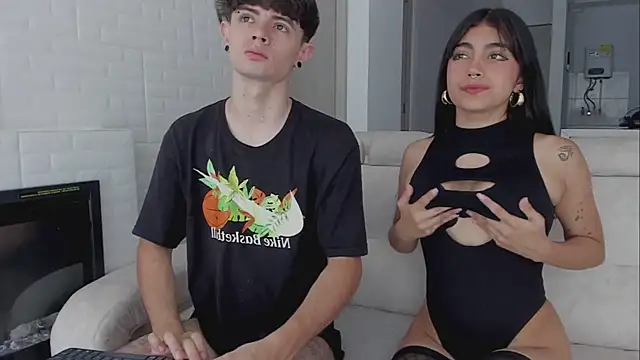 Snapshot of connor_and_angel chatting on 02-24-26, 03:43 connor and angel online show from 02-24-26, 03:43