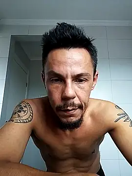 Snapshot of Santanacumxplod chatting on 10-18-25, 12:17 Santanacumxplod online show from 10-18-25, 12:17