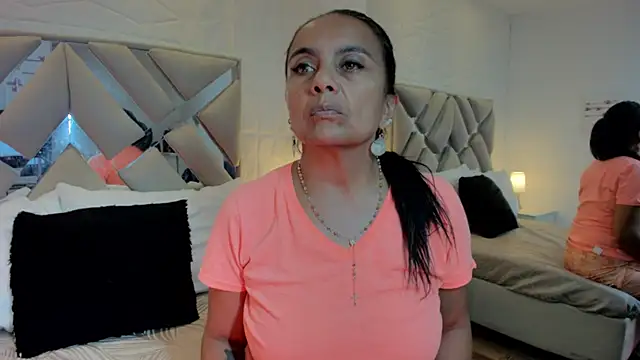 raquell moore online show from 03-09-25, 05:06