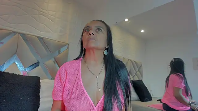 raquell moore online show from 03-10-25, 10:55