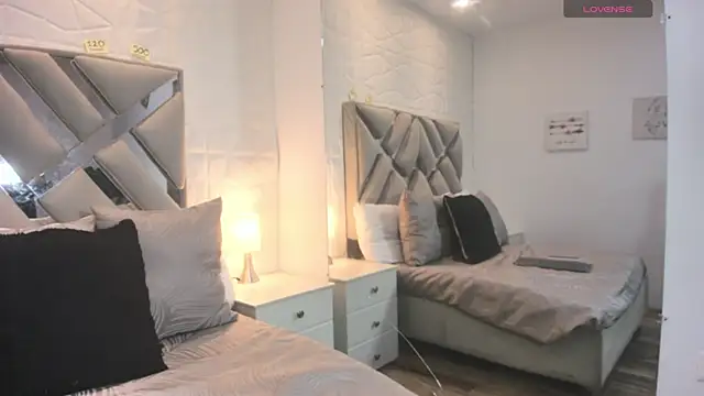 raquell moore online show from 09-22-25, 11:29