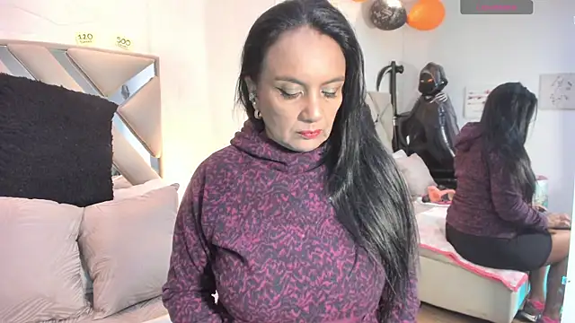 raquell moore online show from 10-22-25, 11:54