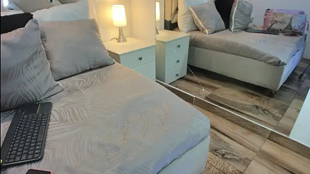 raquell moore online show from 03-09-26, 12:20