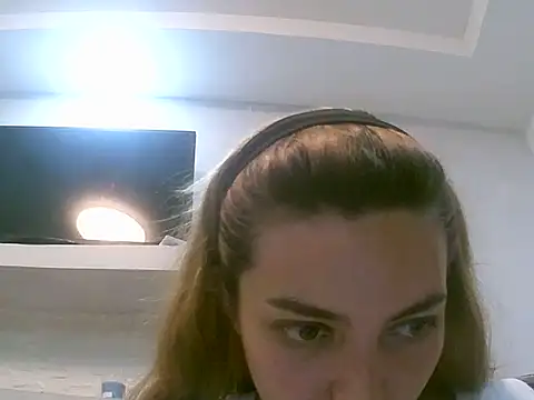 Snapshot of VittoriaTaylor chatting on 02-13-26, 01:34 VittoriaTaylor online show from 02-13-26, 01:34