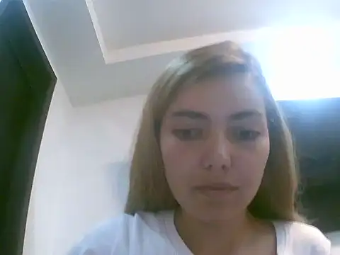 Snapshot of VittoriaTaylor chatting on 02-26-26, 04:50 VittoriaTaylor online show from 02-26-26, 04:50