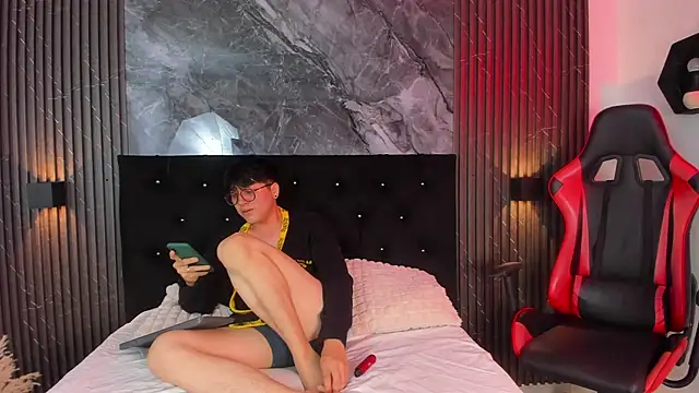 vanilla hot online show from 01-31-25, 01:23