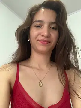 Snapshot of Bella_still chatting on 01-15-26, 01:37 Bella still online show from 01-15-26, 01:37