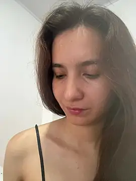 Snapshot of Bella_still chatting on 05-22-26, 02:01 Bella still online show from 05-22-26, 02:01