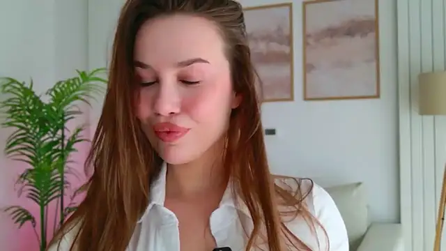 Snapshot of GoddessRoxana chatting on 03-02-26, 11:17 GoddessRoxana online show from 03-02-26, 11:17