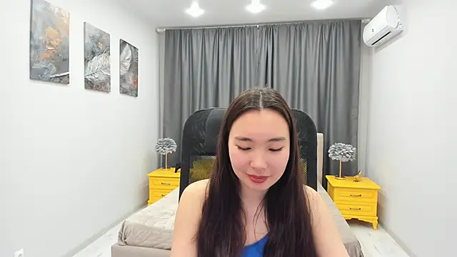 AnnaReyla online show from 02-15-25, 04:45