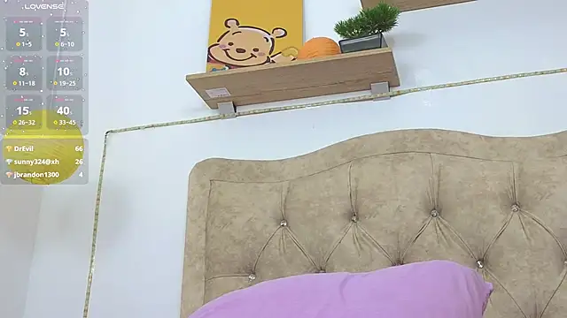 Snapshot of SERAFINA_ chatting on 02-27-25, 02:43 SERAFINA online show from 02-27-25, 02:43