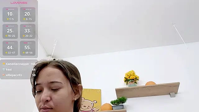 Snapshot of SERAFINA_ chatting on 03-17-25, 06:21 SERAFINA online show from 03-17-25, 06:21