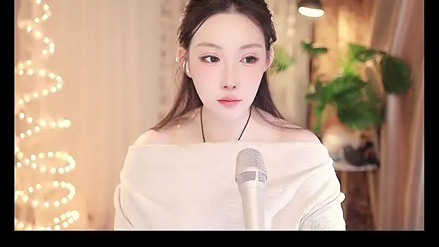 Dou-Dou-er online show from 02-14-25, 09:24