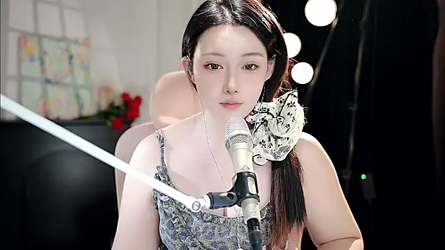 Dou-Dou-er online show from 09-19-25, 11:33