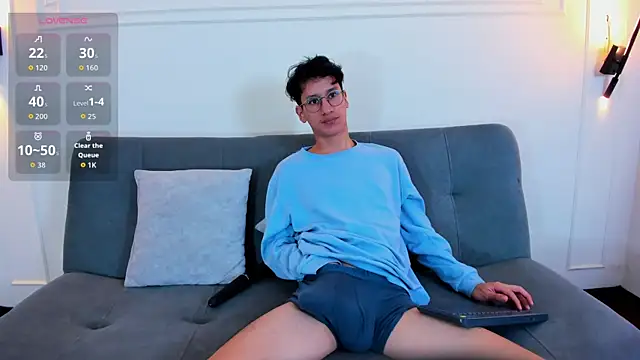 Cum hunters online show from 10-30-25, 04:25