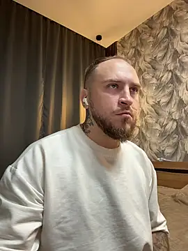  XxX-XxX  online show from 10-08-25, 10:29