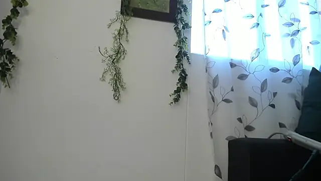 Sophiaa Gomez online show from 12-01-25, 11:37