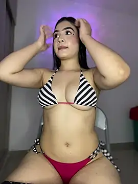 Snapshot of vane_foxxx chatting on 07-16-26, 10:05 vane foxxx online show from 07-16-26, 10:05