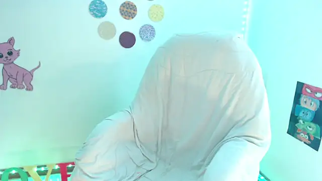 Snapshot of samy_love35 chatting on 02-03-26, 04:54 samy love35 online show from 02-03-26, 04:54