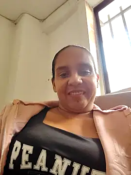 Snapshot of squirt-secret chatting on 02-17-25, 04:26 squirt-secret online show from 02-17-25, 04:26