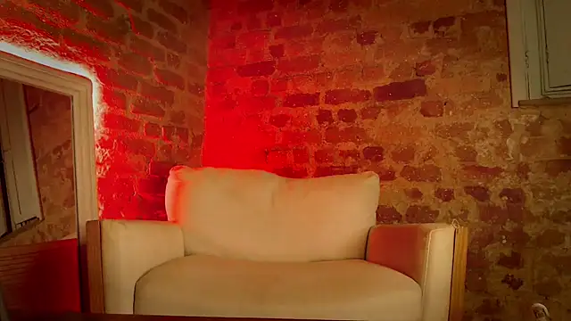 Snapshot of MistressLacey chatting on 10-17-25, 06:49 MistressLacey online show from 10-17-25, 06:49