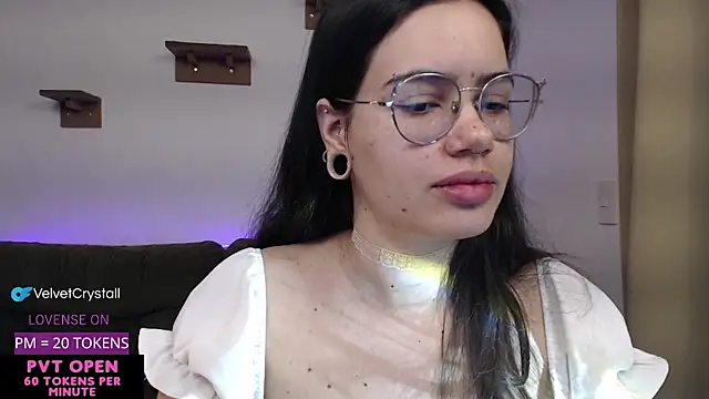 crystalll room online show from 09-28-25, 05:35