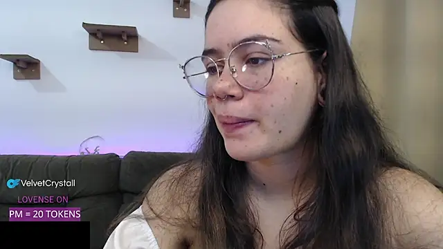 crystalll room online show from 10-29-25, 06:15