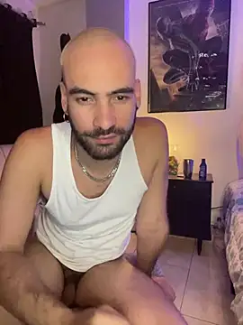 Snapshot of darkdesire_01 chatting on 02-09-25, 04:57 darkdesire 01 online show from 02-09-25, 04:57