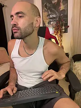 Snapshot of darkdesire_01 chatting on 03-08-25, 12:11 darkdesire 01 online show from 03-08-25, 12:11