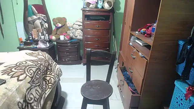 jazmin mature  online show from 10-28-25, 01:03