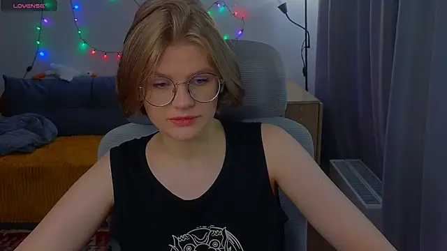  JessieVibes online show from 10-28-25, 12:41